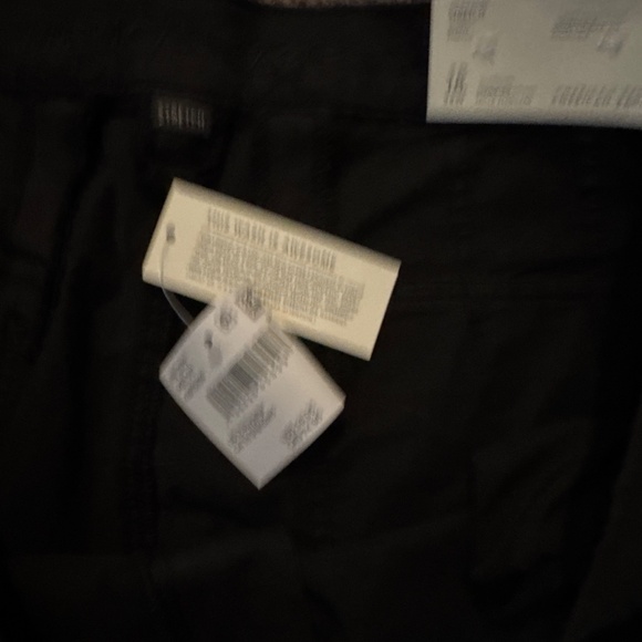 American Eagle cargoes’s new tags - Picture 3 of 3